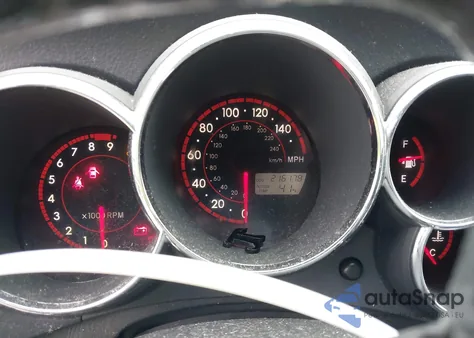 2005 Toyota Matrix Xrs from USA, damaged, VIN 2T1KY32E75C391401